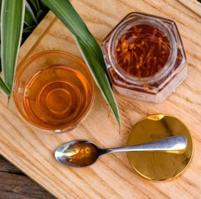 nấm đông trùng hạ thảo sấy khô ngâm mật ong